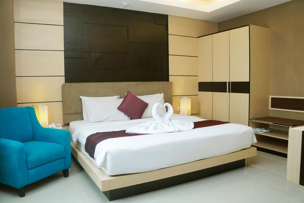Orchardz Hotel Ayani ポンティアナック エクステリア 写真